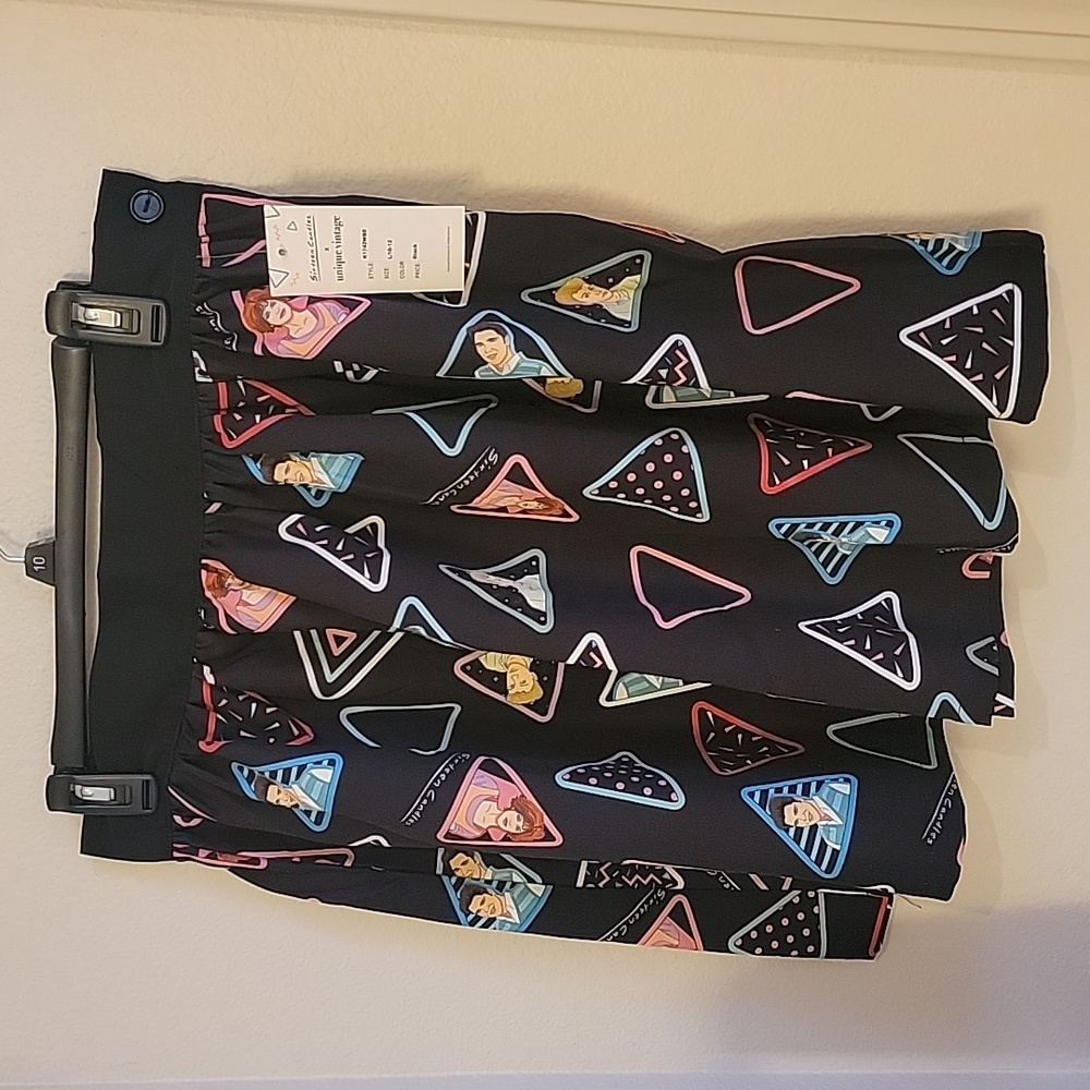 Unique Vintage x Sixteen Candles skirt, size Large, FITS LIKE A MEDIUM